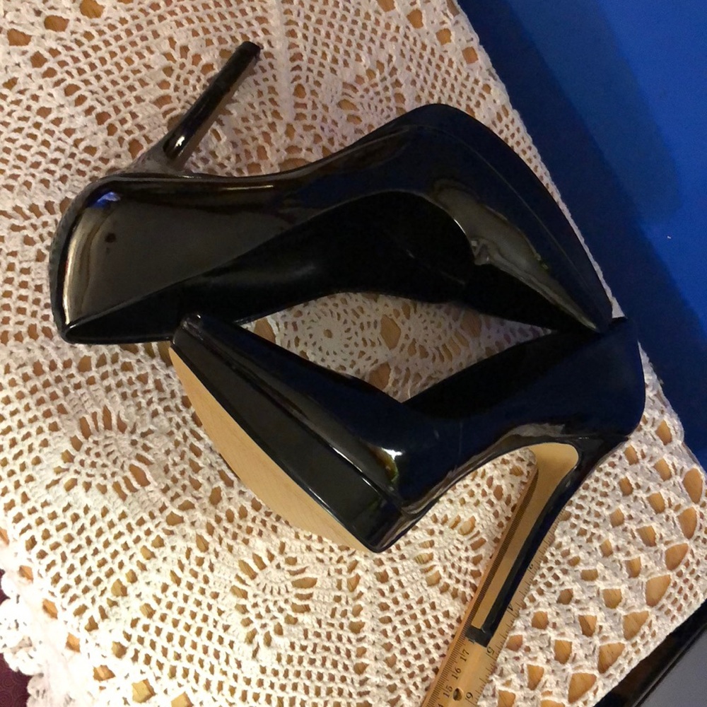 Jessica Simpson pointy toe platform 5 inch heel